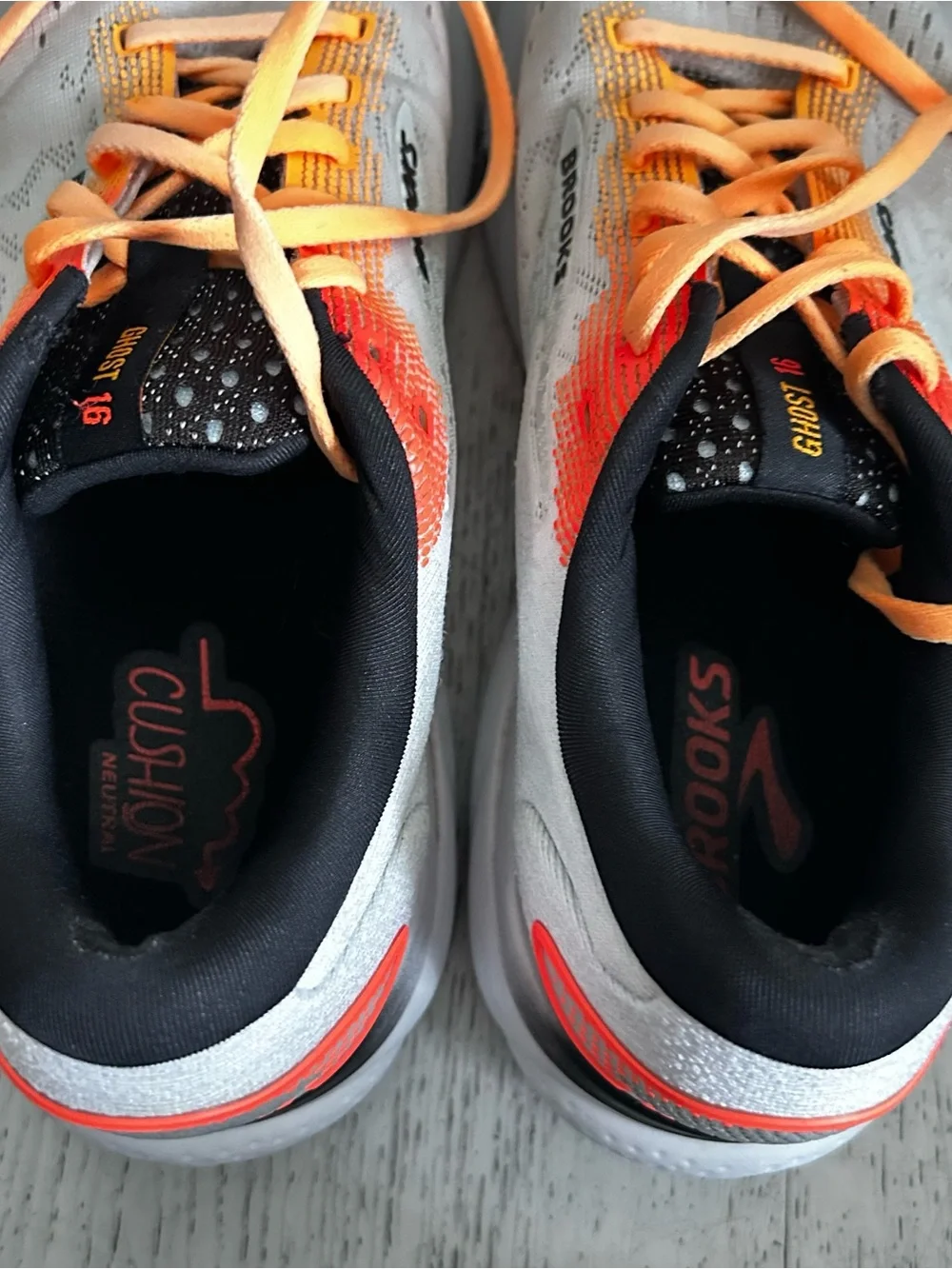 Brooks no box